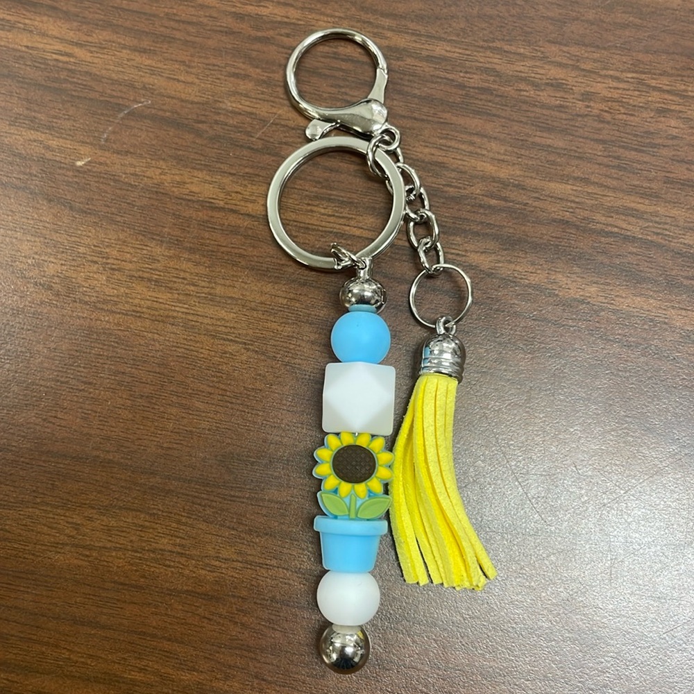 Handcrafted silicone bead keychain